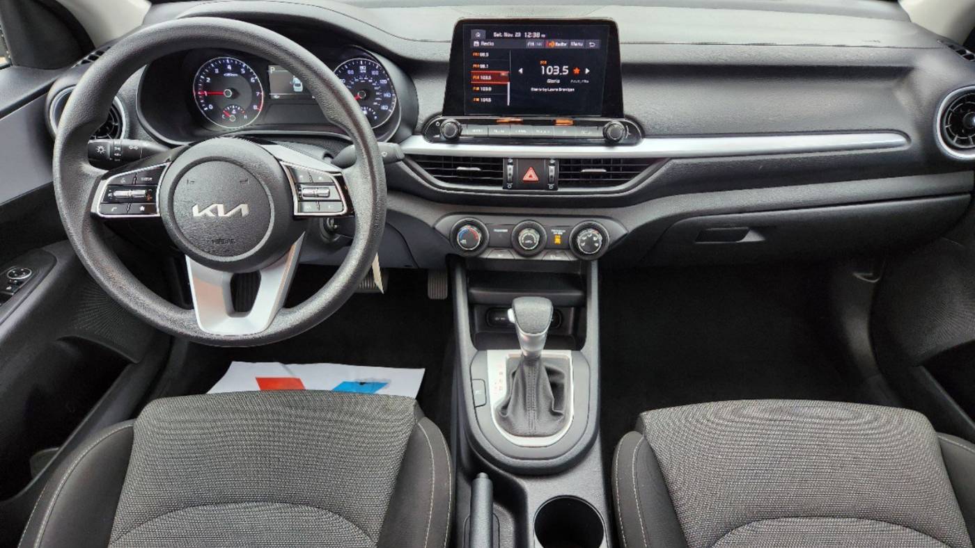 2022 kia forte lxs