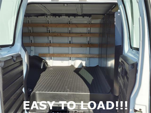 2022 chevrolet express 2500 rwd 2500 regular wheelbase wt