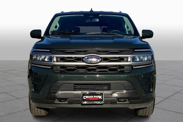 2023 ford expedition xlt