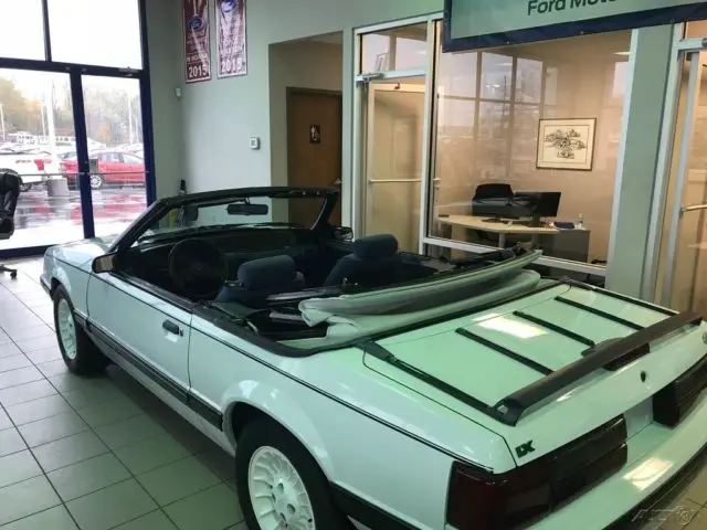 87 used ford mustang lx convertible- white low miles