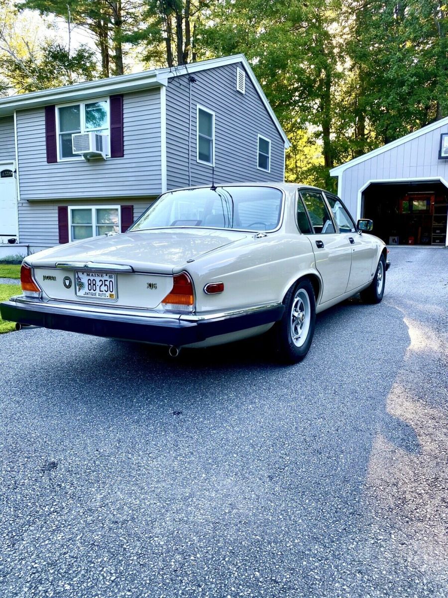 1986 jaguar xj6 sedan brown rwd automatic