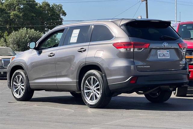 2017 toyota highlander xle