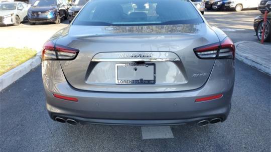 2021 maserati ghibli base