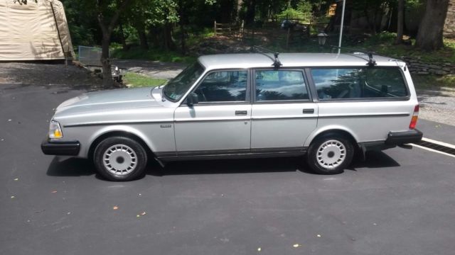 1991 volvo 240 wagon silver 5-speed manual