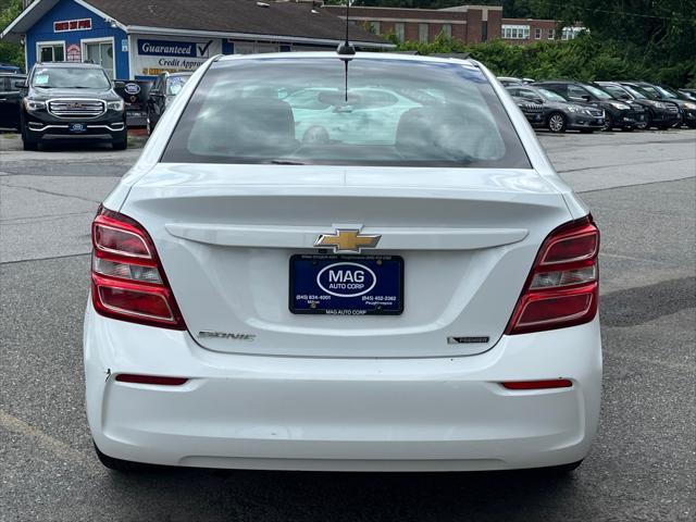 2020 chevrolet sonic fwd sedan premier