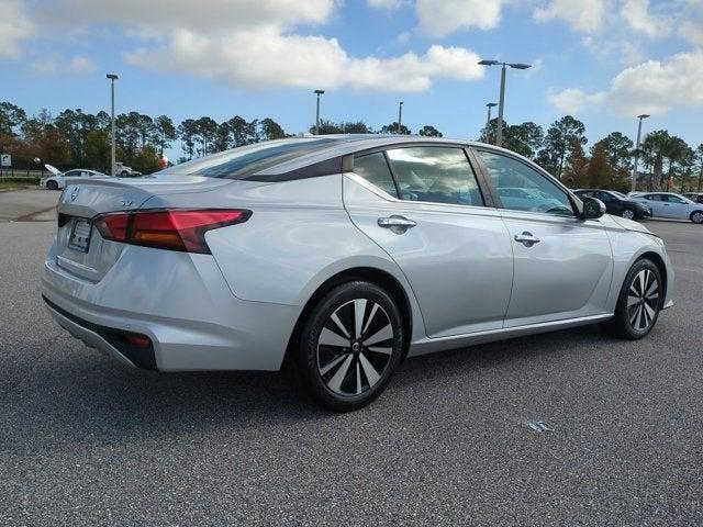 2021 nissan altima 2.5 sv