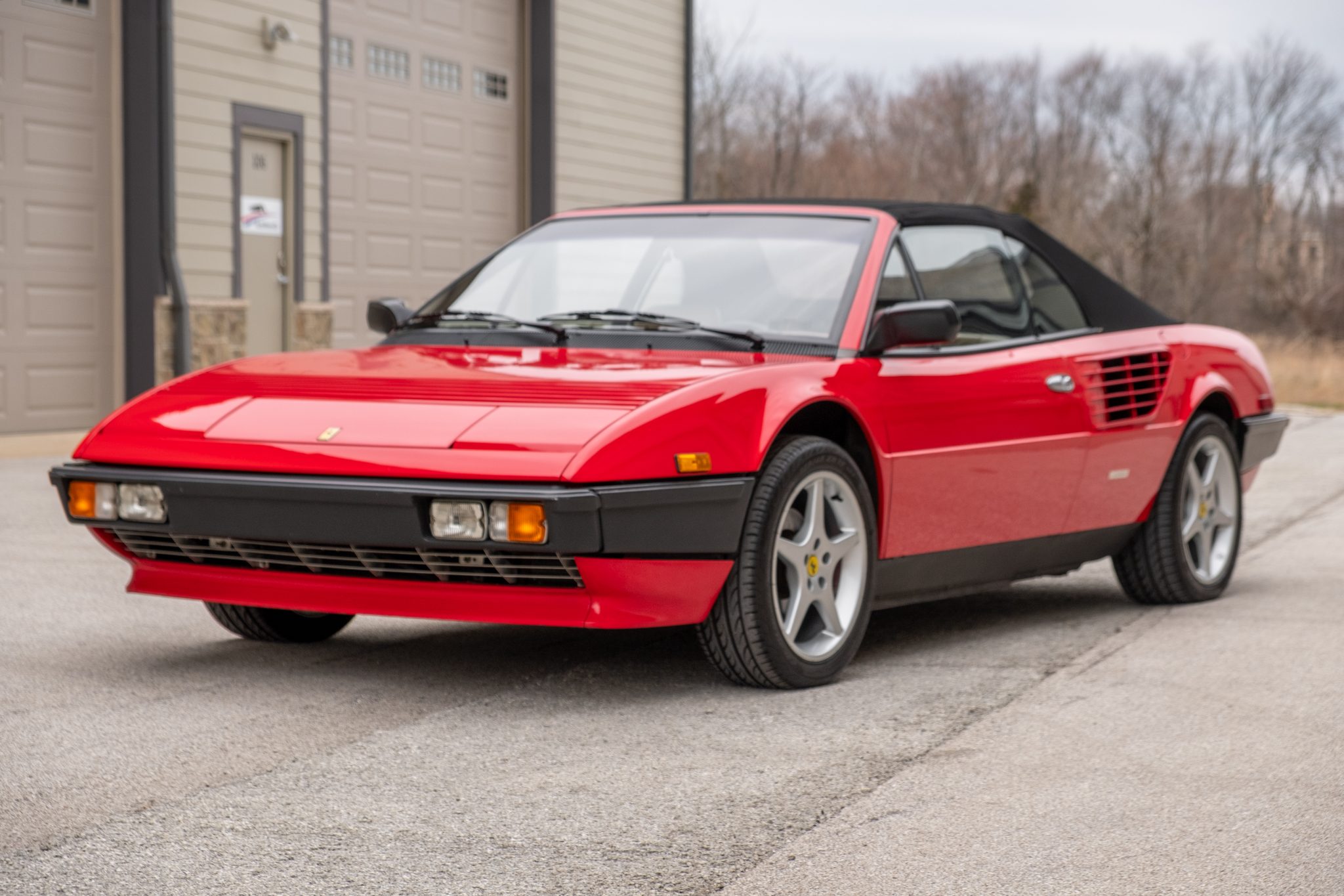 1984 ferrari mondial quattrovalvole cabriolet