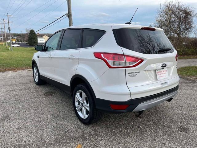 2014 ford escape se