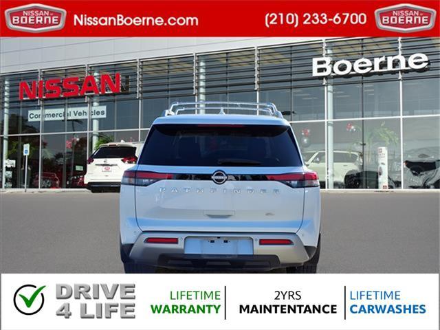 2023 nissan pathfinder sl fwd