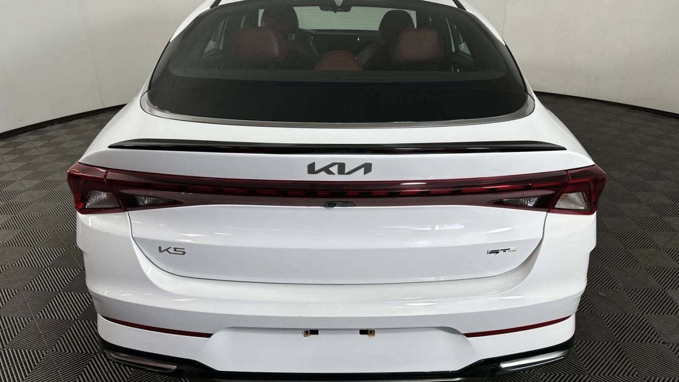 2023 kia k5 gt-line