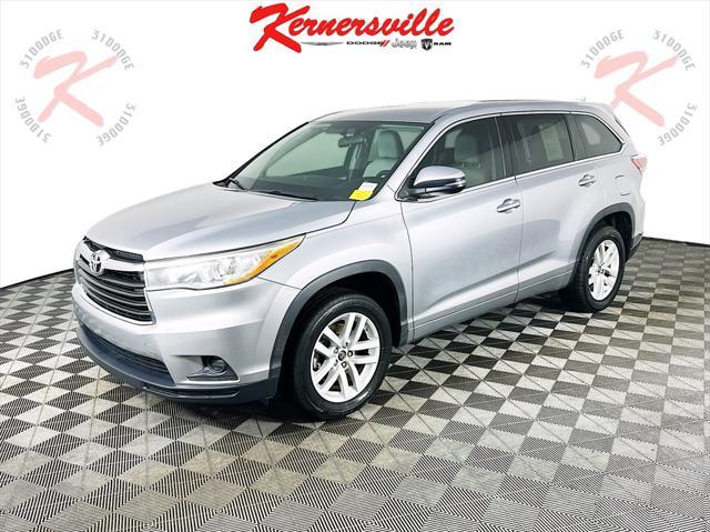 2016 toyota highlander le