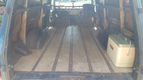 1969 chevy panel 2wd "suburban" with stroked 250 in-line 6 and 3 on the floor