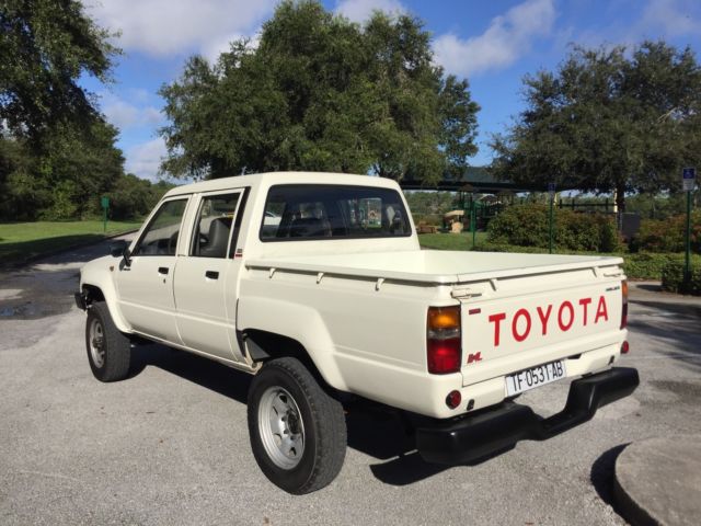 1987 toyota hilux / tacoma 2.4l diesel engene pickup no reserve