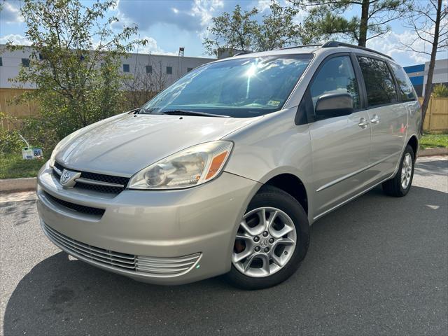 2005 toyota sienna le