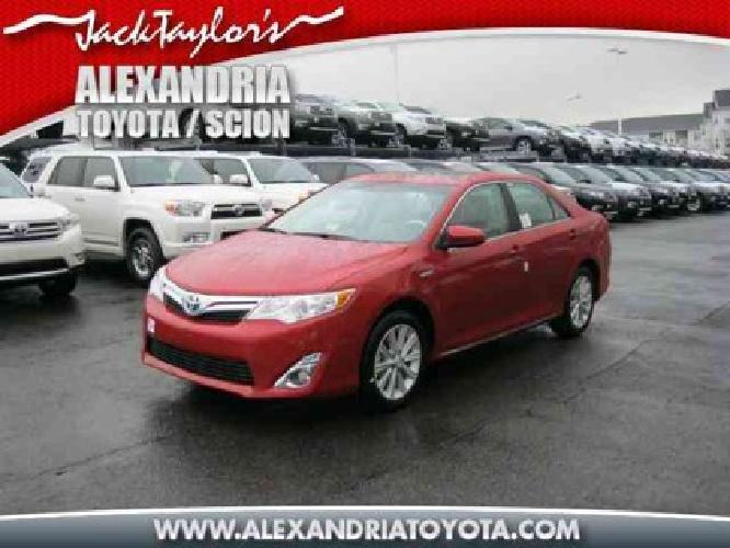 2014 toyota camry hybrid xle in alexandria, va