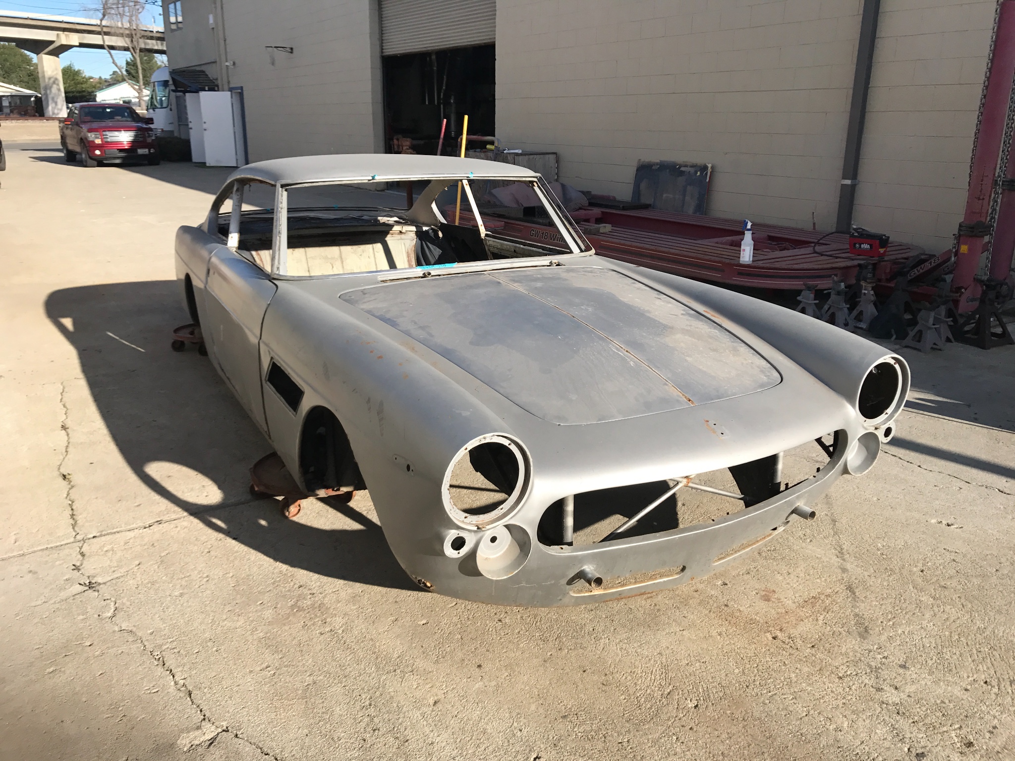 1963 ferrari 250 gte body shell