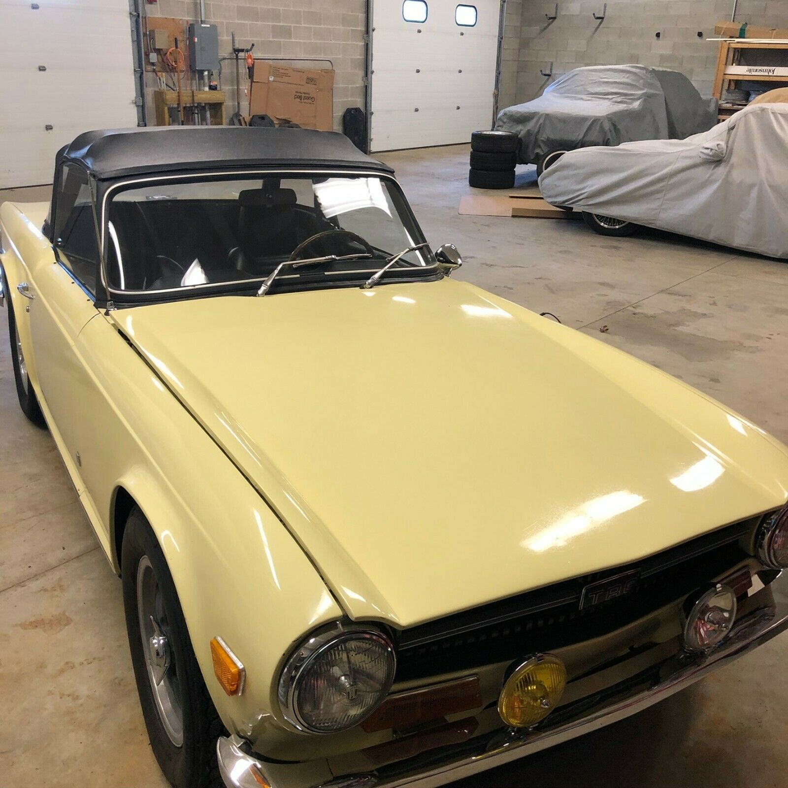 1970 triumph tr6 convertible roadster