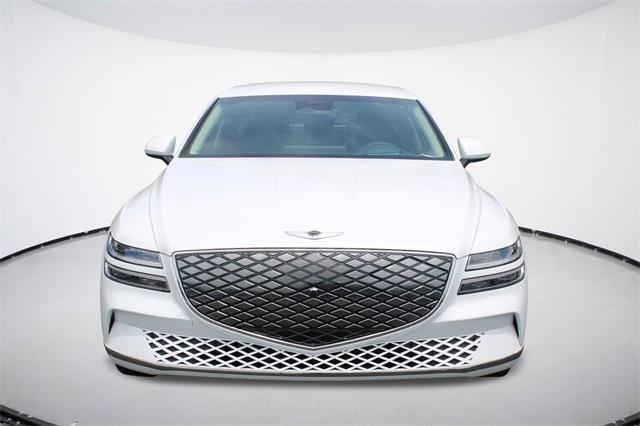 2023 genesis electrified g80