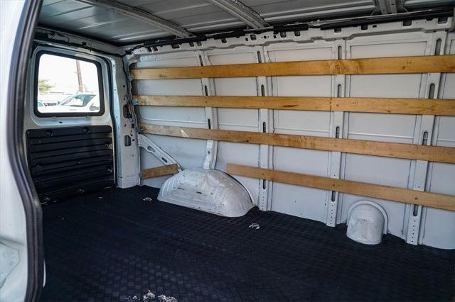 2022 gmc savana 2500 work van