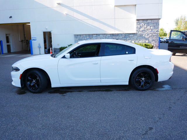 2022 dodge charger sxt