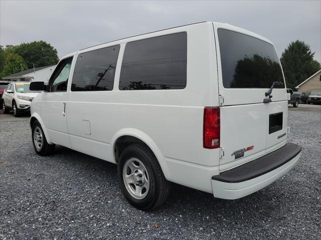 2004 chevrolet astro base