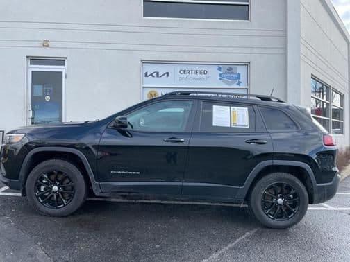 2022 jeep cherokee latitude lux in ross corners, new york