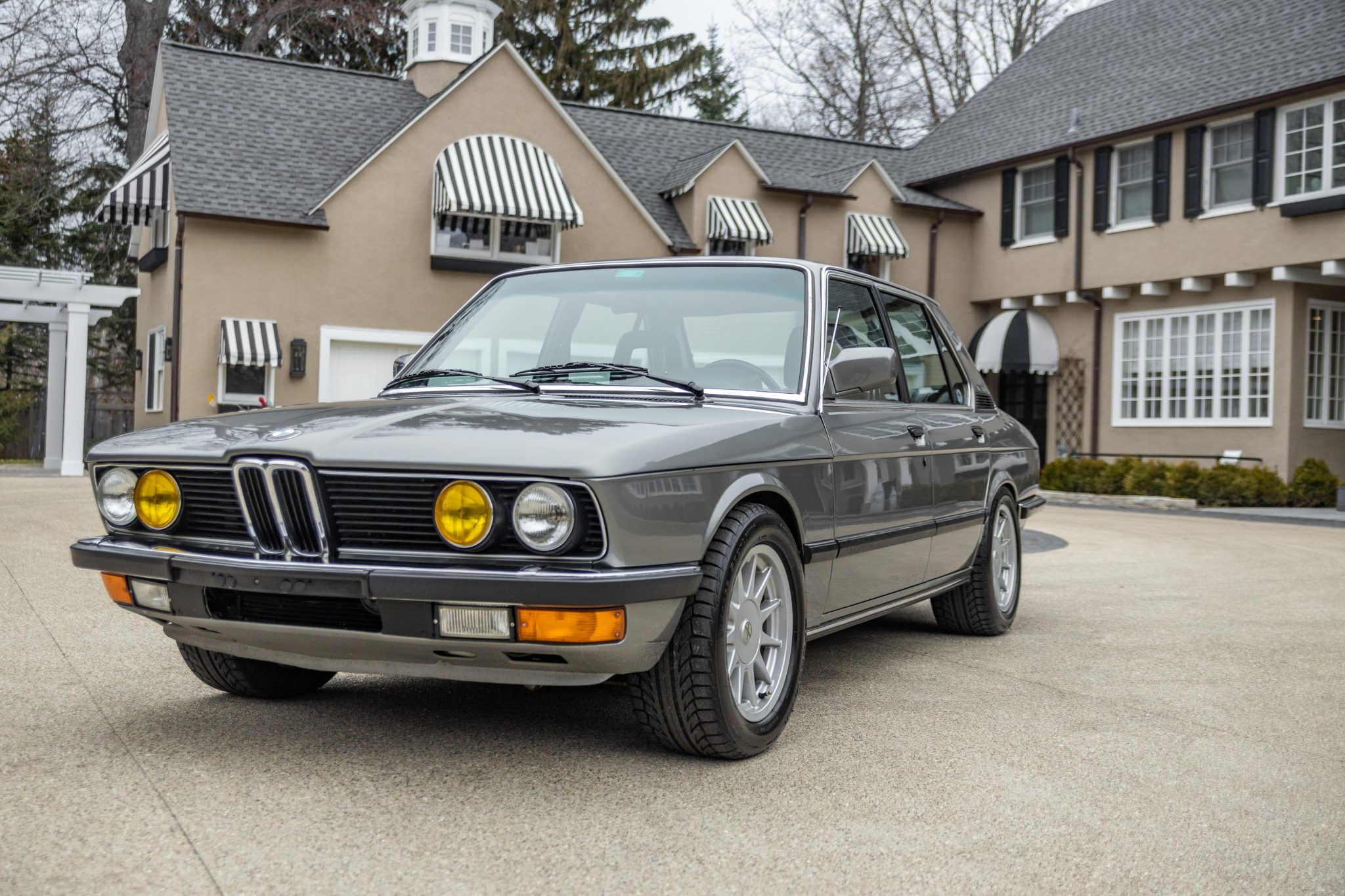 1980 bmw 528i 5-speed