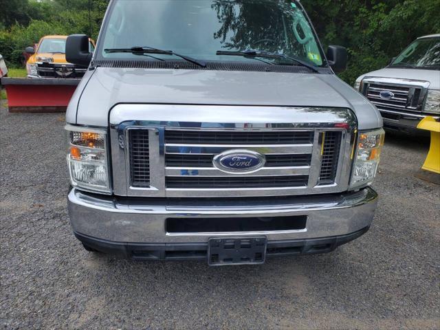 2010 ford e350 super duty xlt