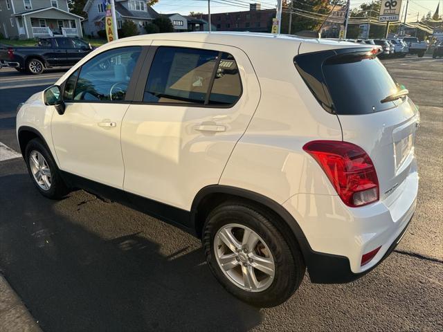 2022 chevrolet trax ls