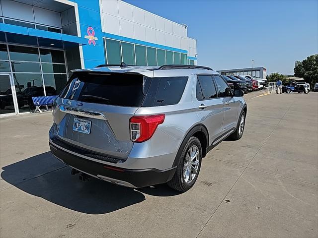 2022 ford explorer xlt