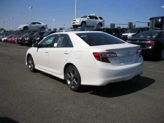 2014 toyota camry se sport in alexandria, va