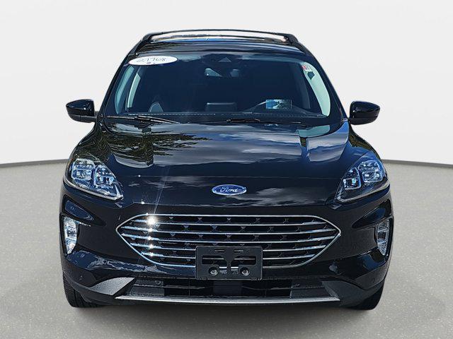 2022 ford escape titanium