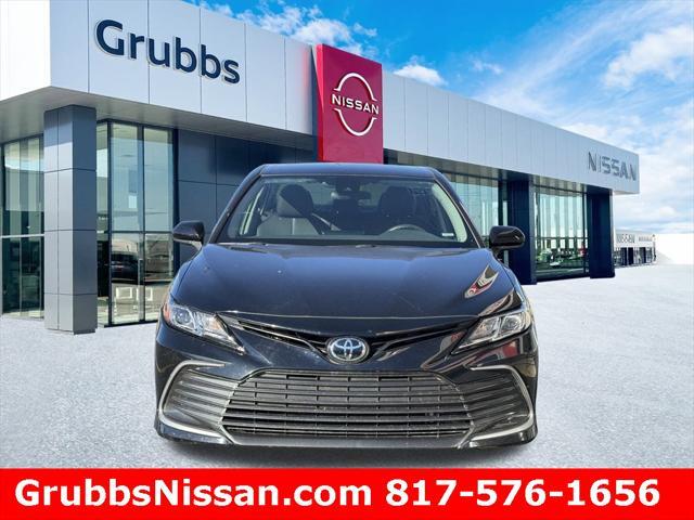 2024 toyota camry le