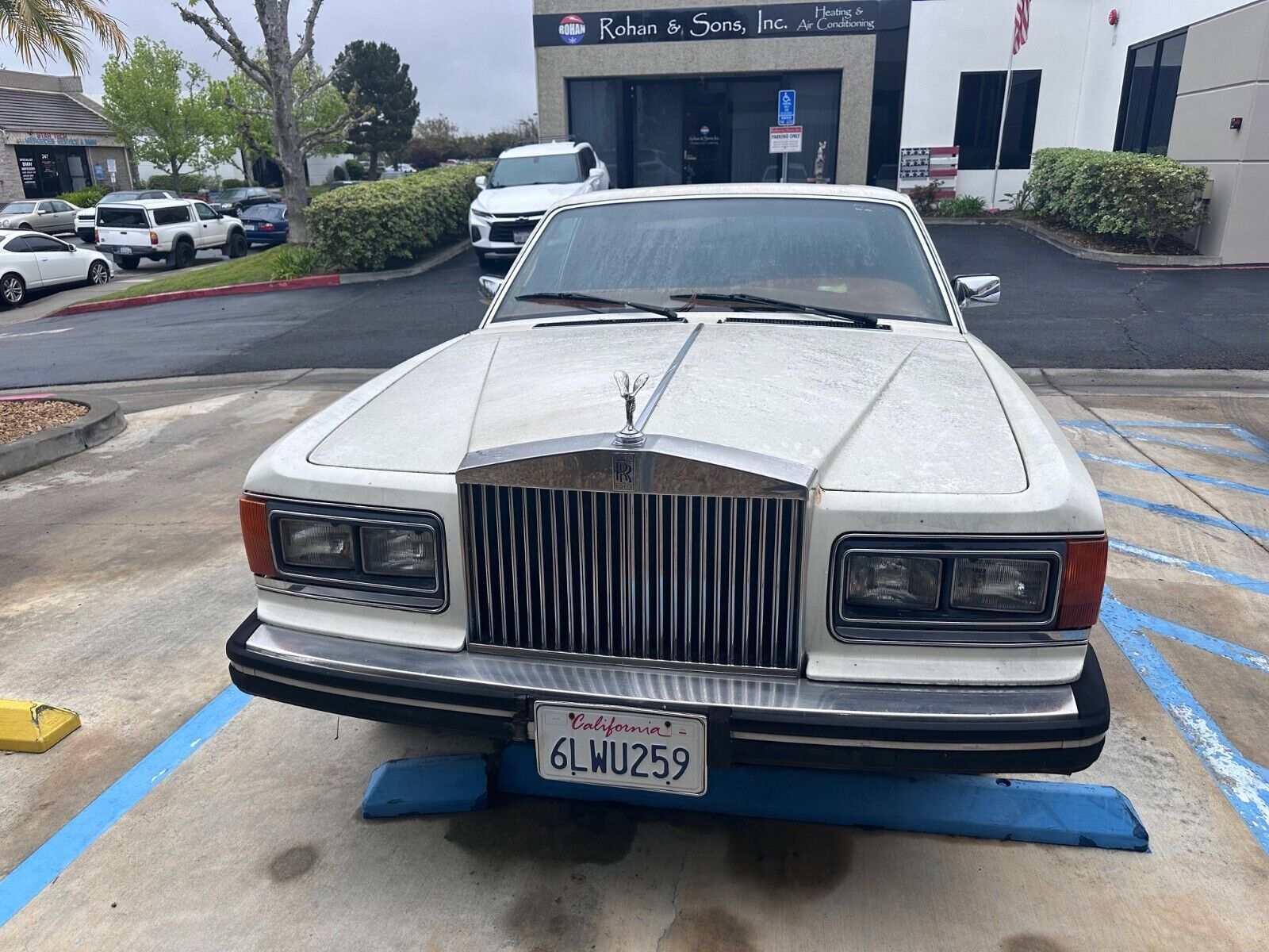 1985 rolls-royce silver spirit/spur/dawn