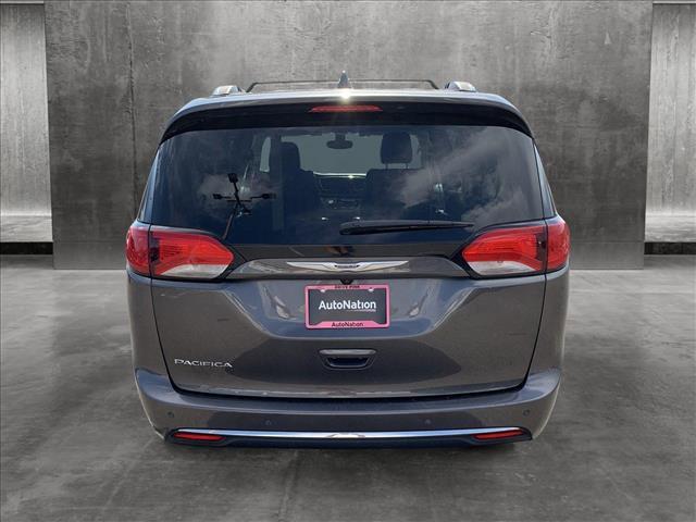 2020 chrysler pacifica touring l