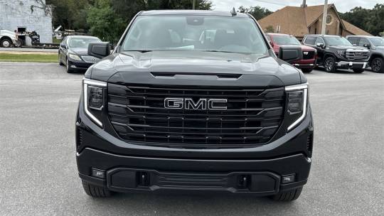 2025 GMC sirívs