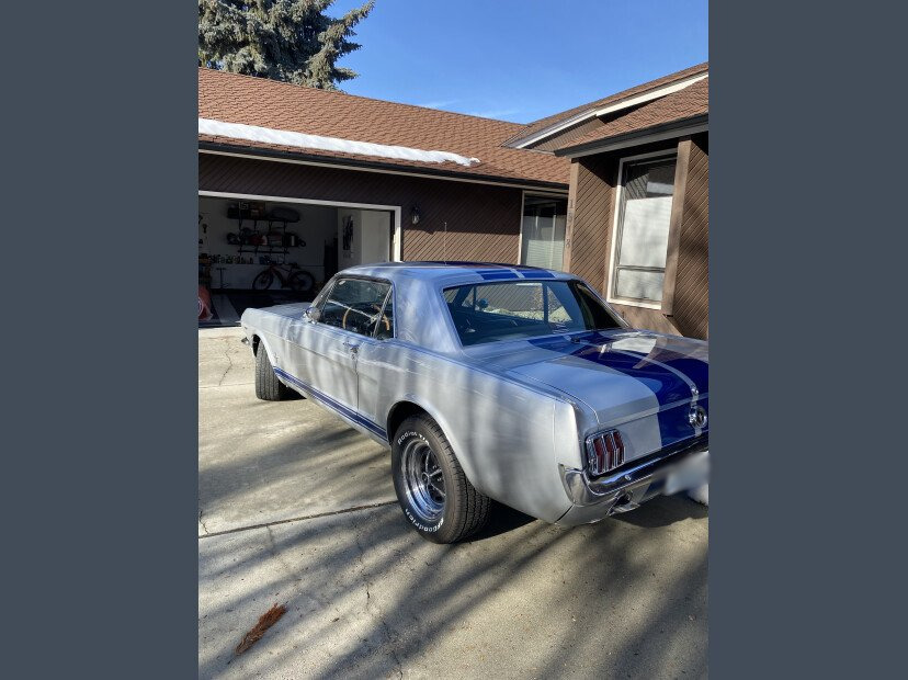 1964 ford mustang