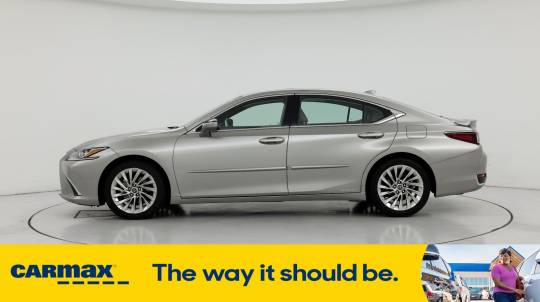 2019 Lexus ES