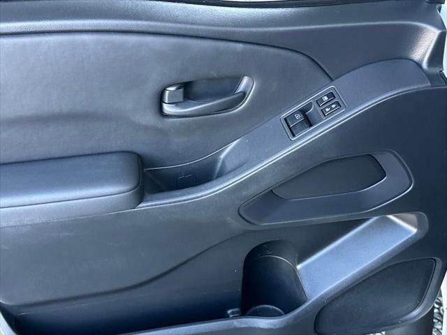 2023 nissan frontier s