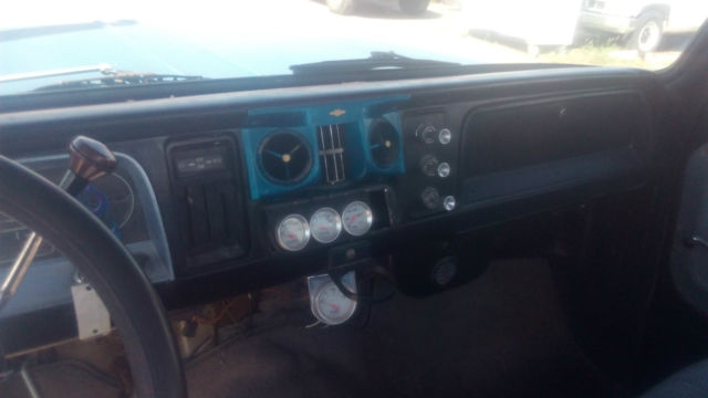 1962 chevy / gmc c-10 shortbed customized pick-up truck v-8 auto disc brakes