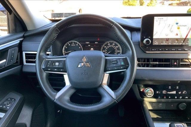 2022 mitsubishi outlander sel