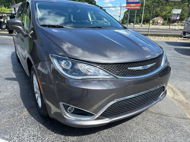 2020 chrysler pacifica touring l