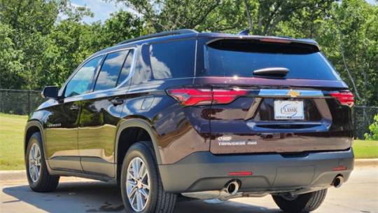 2023 chevrolet traverse lt leather