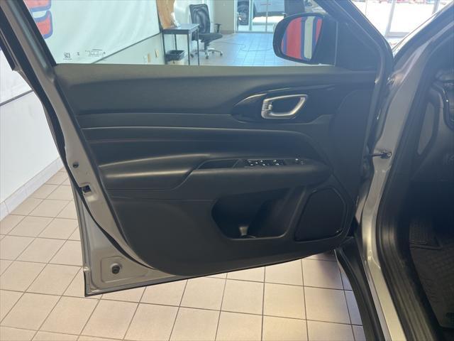 2023 jeep compass trailhawk