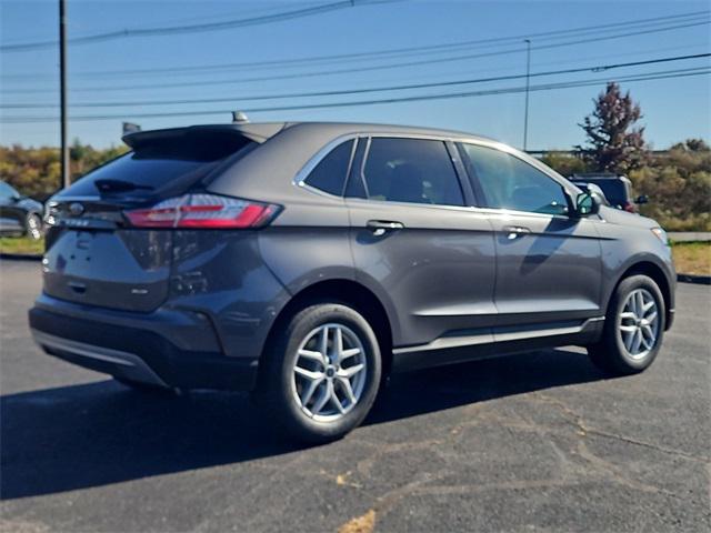 2021 ford edge sel