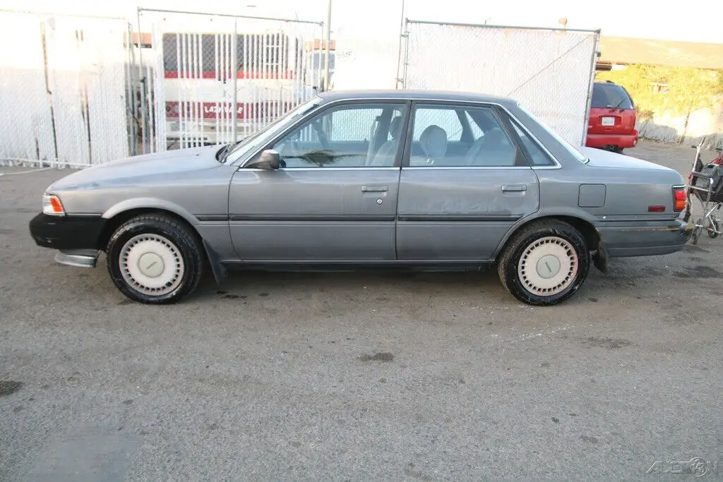 1990 toyota camry dx v6 2.5l automatic no reserve