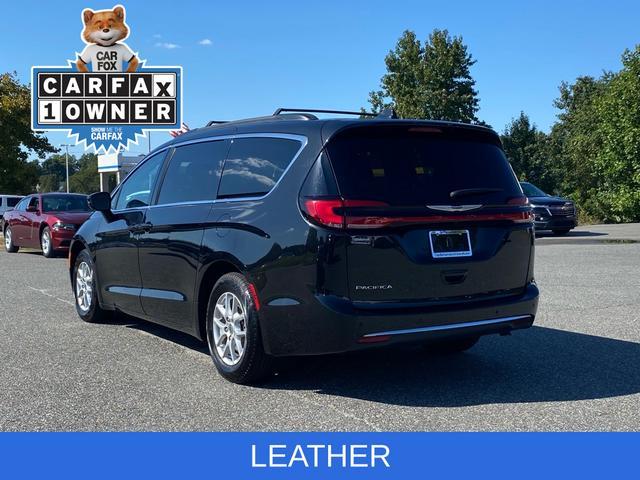 2022 chrysler pacifica touring l