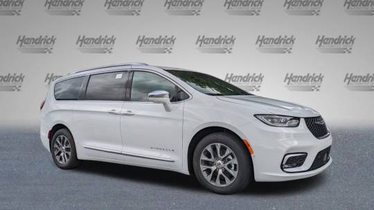 2024 Chrysler Pacifica