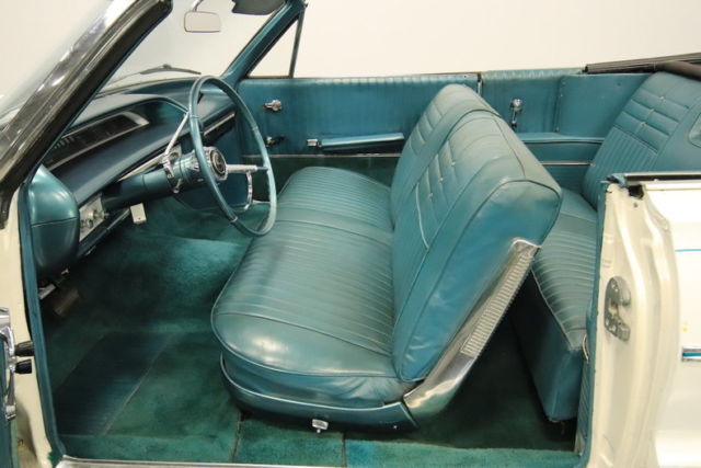 classic look, 283 v8, auto, pwr steer/brakes, fun drop top cruiser!