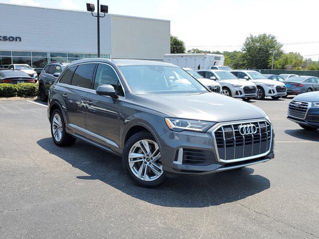2022 audi q7 55 premium plus